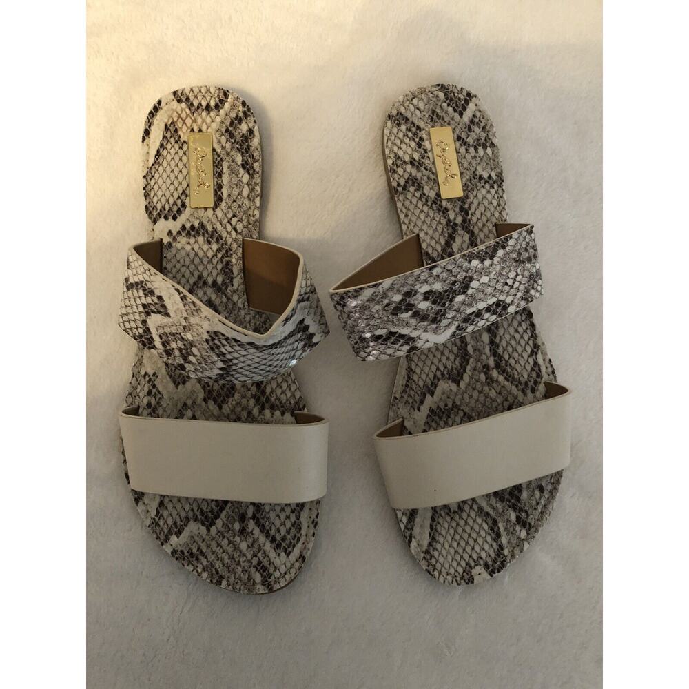 Qupid Womens Sandal Size 9 Double Strap Slide Animal Print Flat Cottagecore Mule - Picture 2 of 10